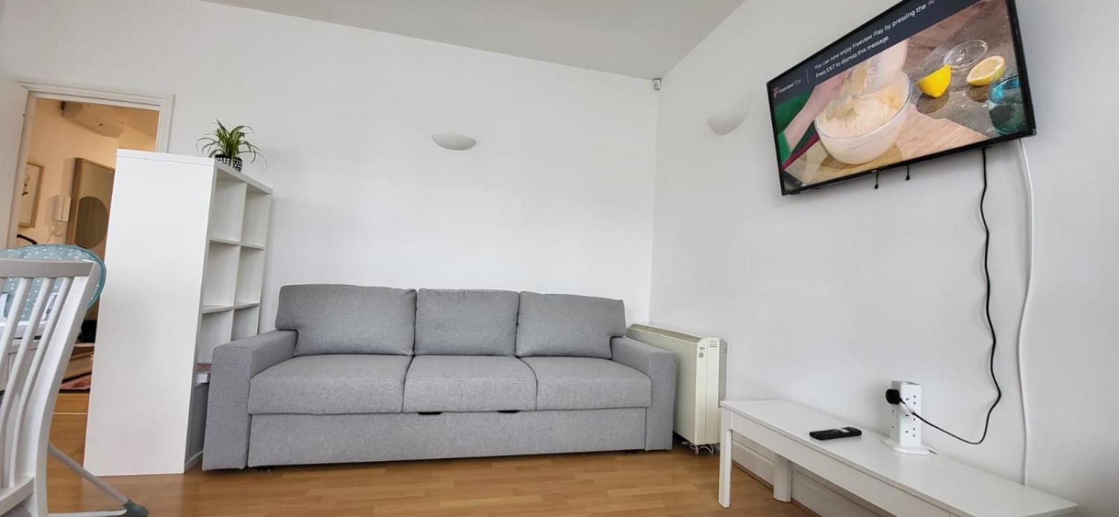 Appartamento 1 Bed, G-floor Close To O2, Excel And Airport *