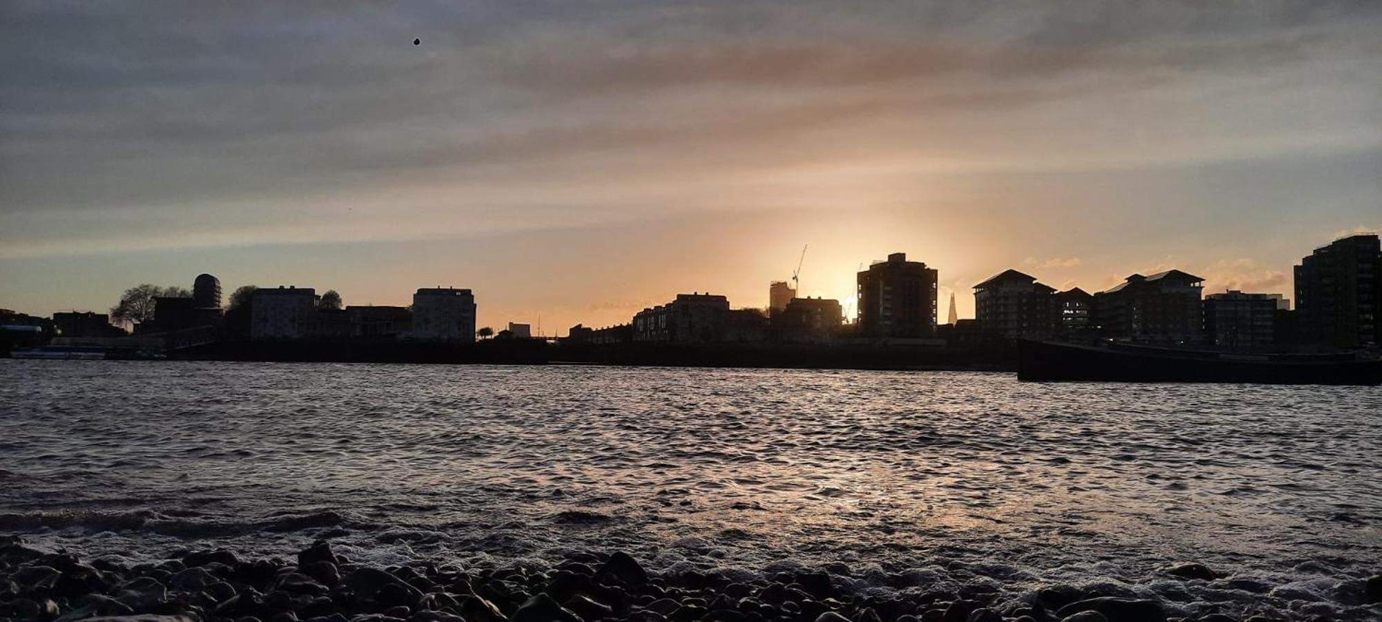 1 Bed, G-floor Close To O2, Excel And Airport Appartamento