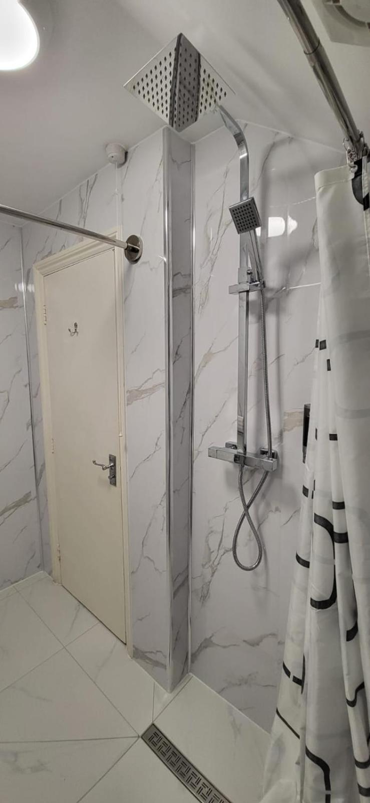 1 Bed, G-floor Close To O2, Excel And Airport Appartamento Londra